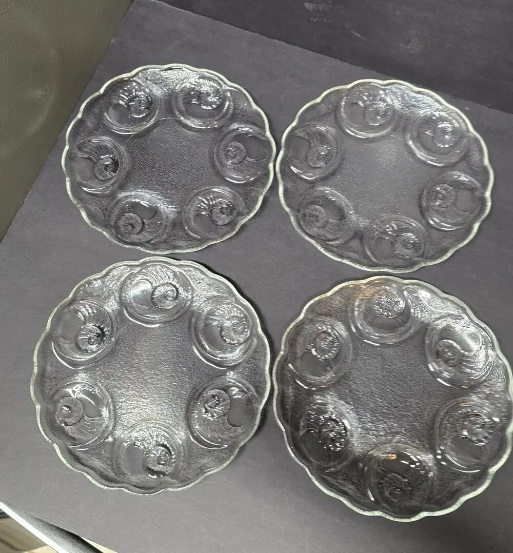 Vintage Clear Pressed Glass Snail Escargot Seafood Plates Set Of 4 Round